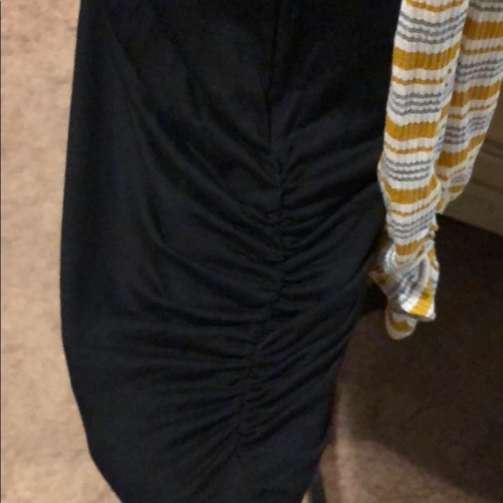 Tunic - Picture 2 of 5
